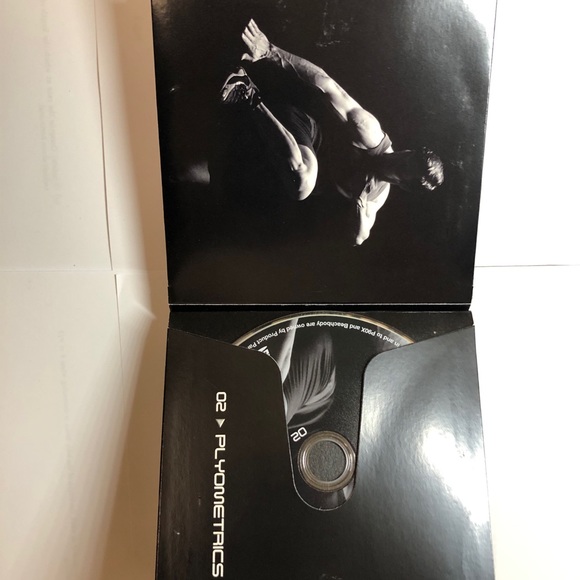 P90X DVD set, Extreme Home Fitness, 13 DVDs - Picture 4 of 8